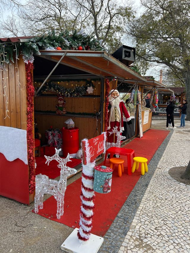 Christmas magic over Lisbon’s roofs