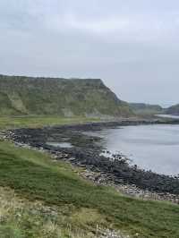 Exploring the Giant’s Causeway: Ireland’s Natural Wonder 🌊⛰️