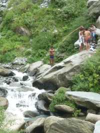 Bhagsu Nag Waterfall, Dharamshala