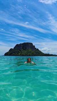 Island-Hopping from Ao Nang – 4-Island or Hong Islands Adventure 🛥️