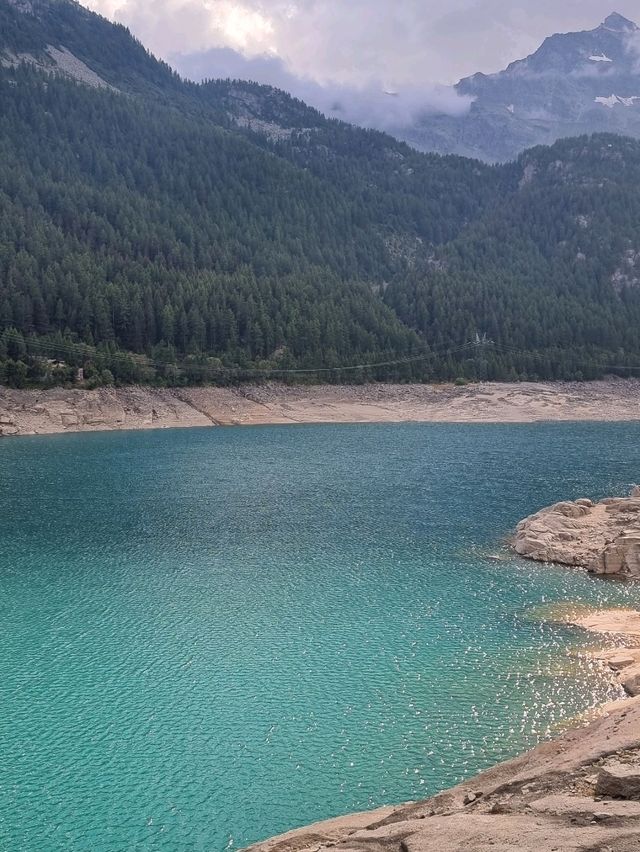 🏔️ Lago di Ceresole – Alpine Serenity in the Heart of Piedmont