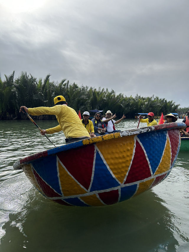 This river boat 🚤 makes you crazy 🤪  This river boat 🚤 makes you crazy 🤪