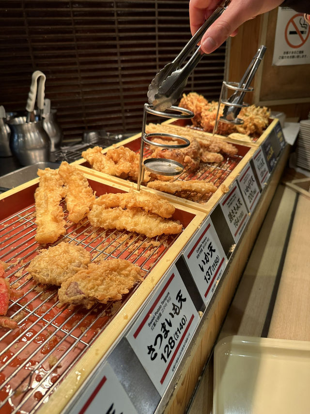 Tokyo’s Shinjuku: Neon Memories, Monster Sights & Artistic Vibes
