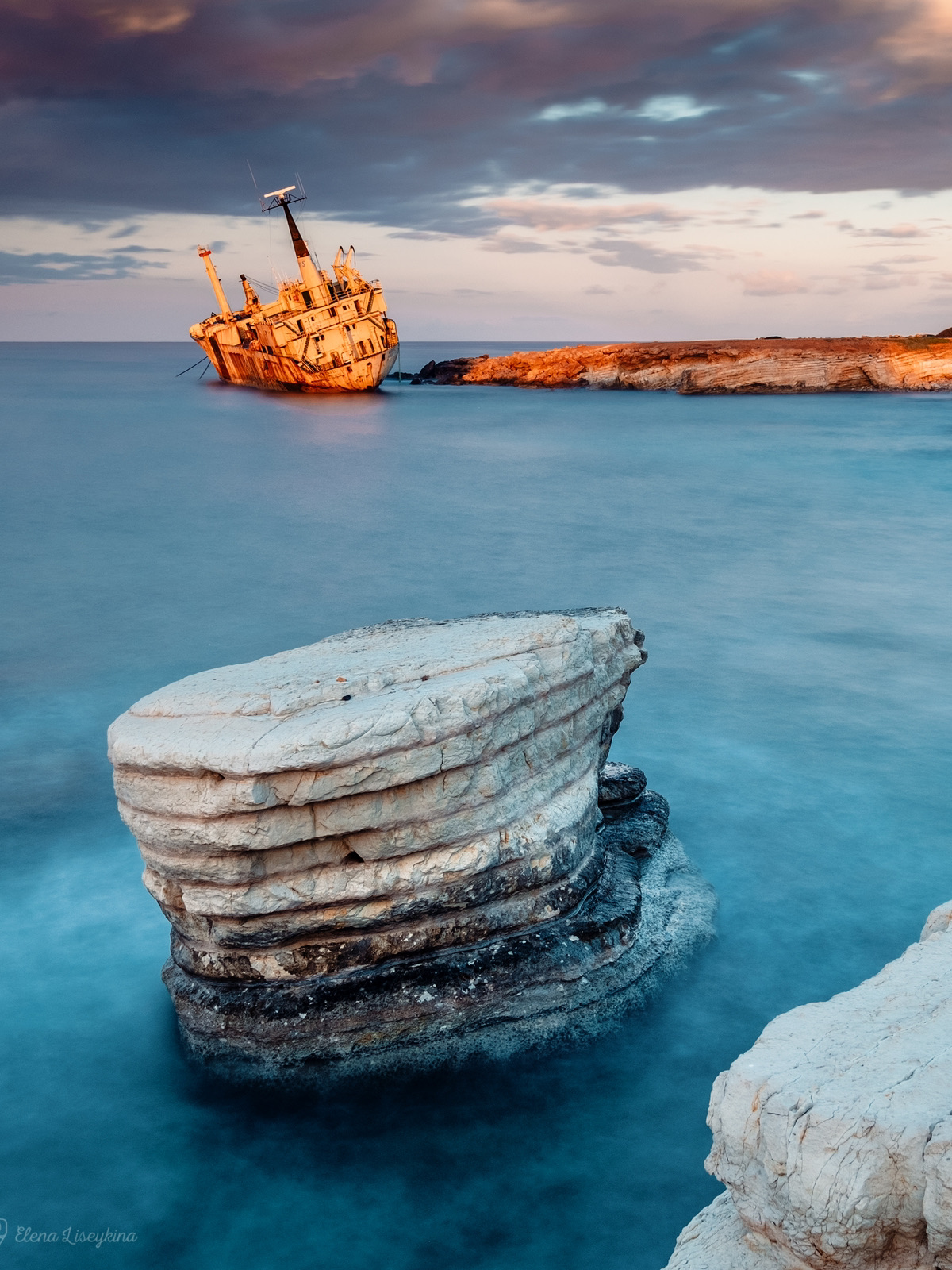 Edro III: A Ship Frozen on the Shore