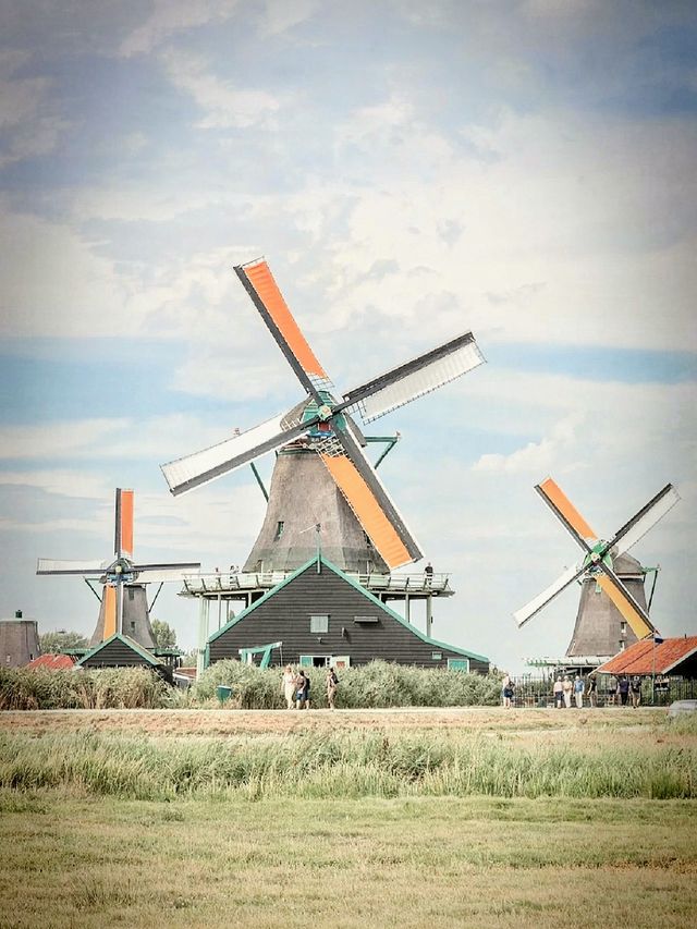 The most beautiful spring in the world is in the Netherlands.