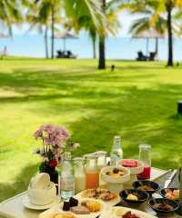 Do you know about the Sanya that is like a paradise on earth? It's right at the Anantara Hotel.