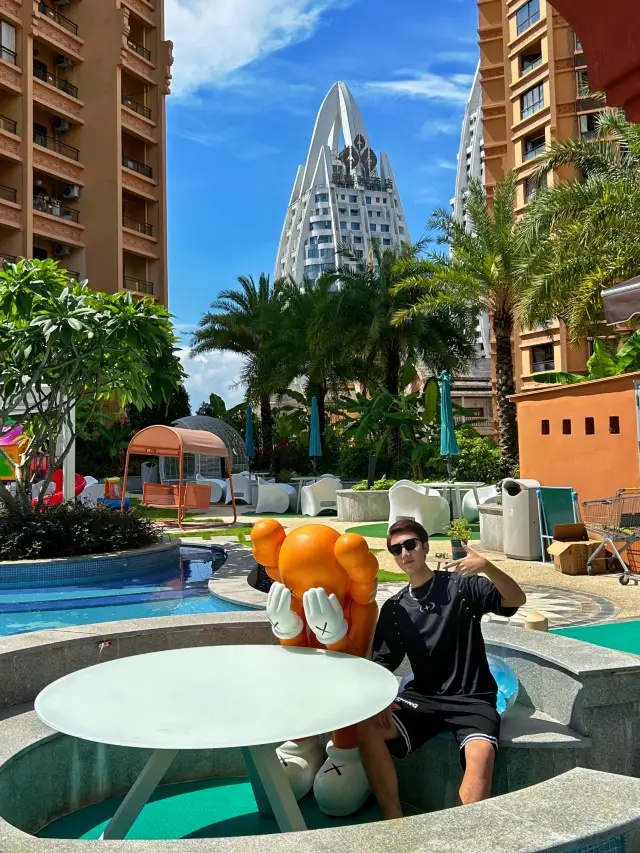 A super beautiful swimming pool hotel in Xishuangbanna! Take good pictures