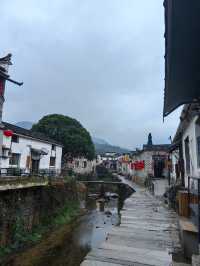 登春日之山，感受皖南春季的山水之美