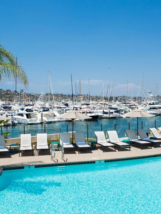 🌴 San Diego's Kona Kai Splendor: Top Hotel Picks! 🛎️