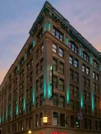 🌟 Luxe Louisville Lodgings: Embassy Suites Spotlight ✨