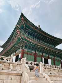A glimpse of Korea’s majestic heritage • Walking in the footsteps of Kings and Queens🤴👸