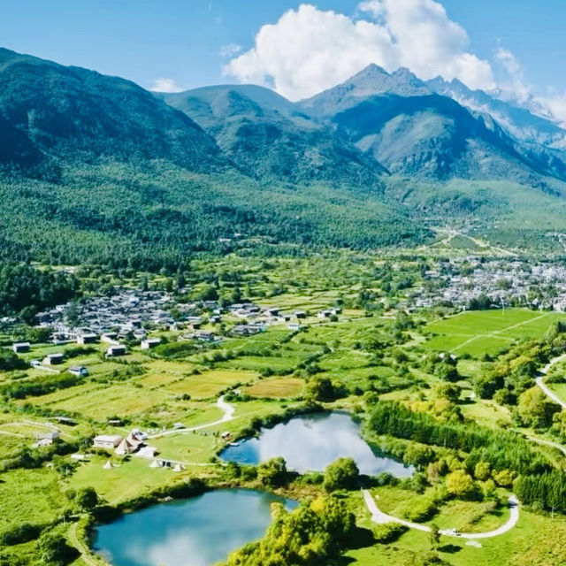 Lijiang Blue Moon Valley