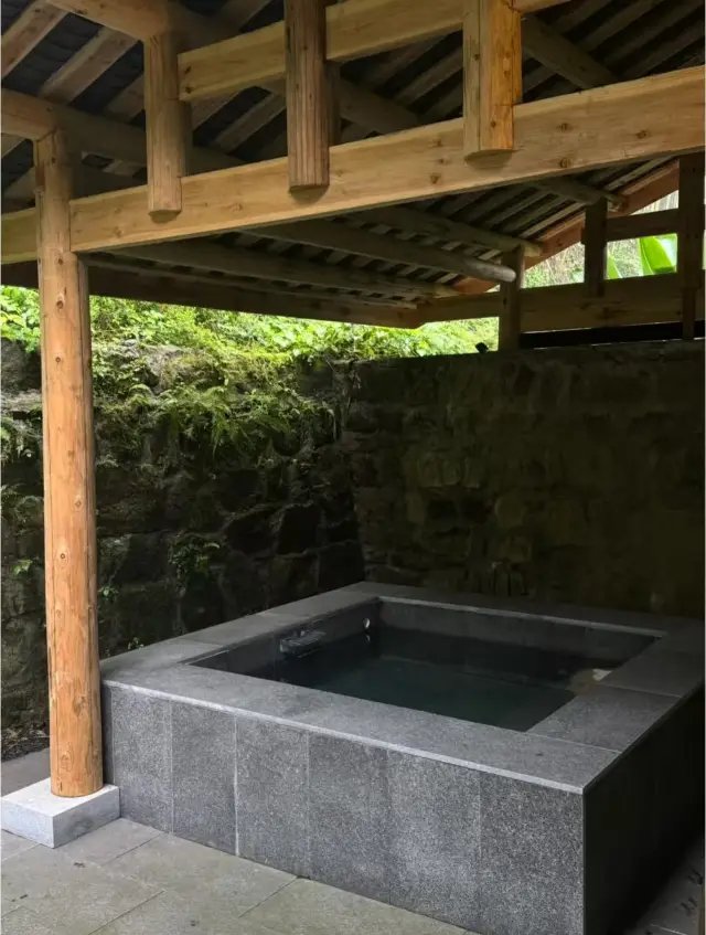 峨眉山值得N刷嘅私湯溫泉！