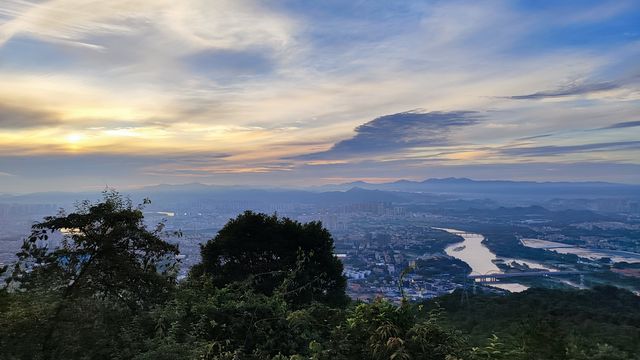 河源筆架山公園登高看日出，風景非常優美