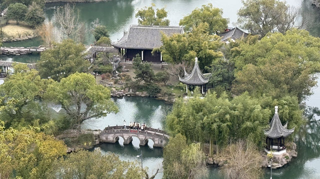 古城牆上觀東湖