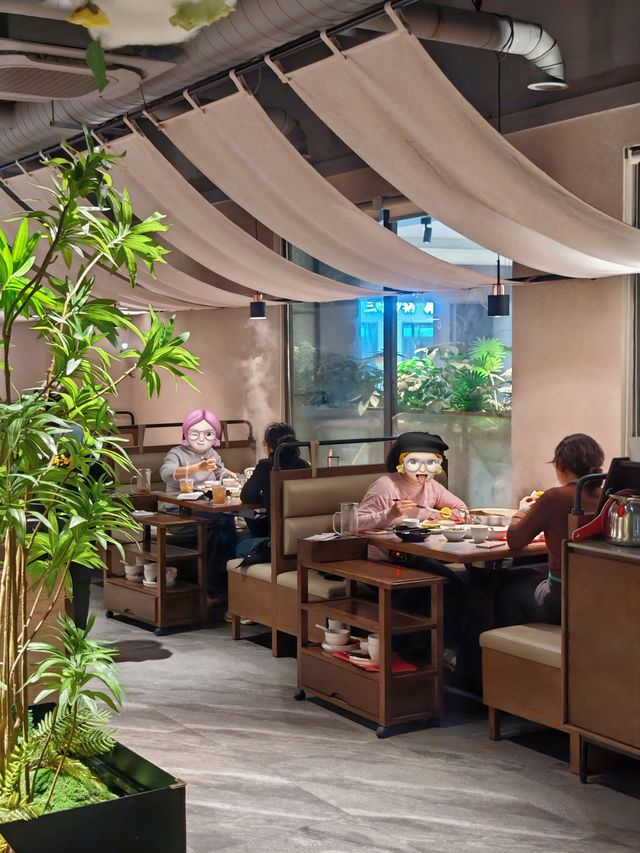 在曇華林竟然有這麼新鮮的牛肉火鍋