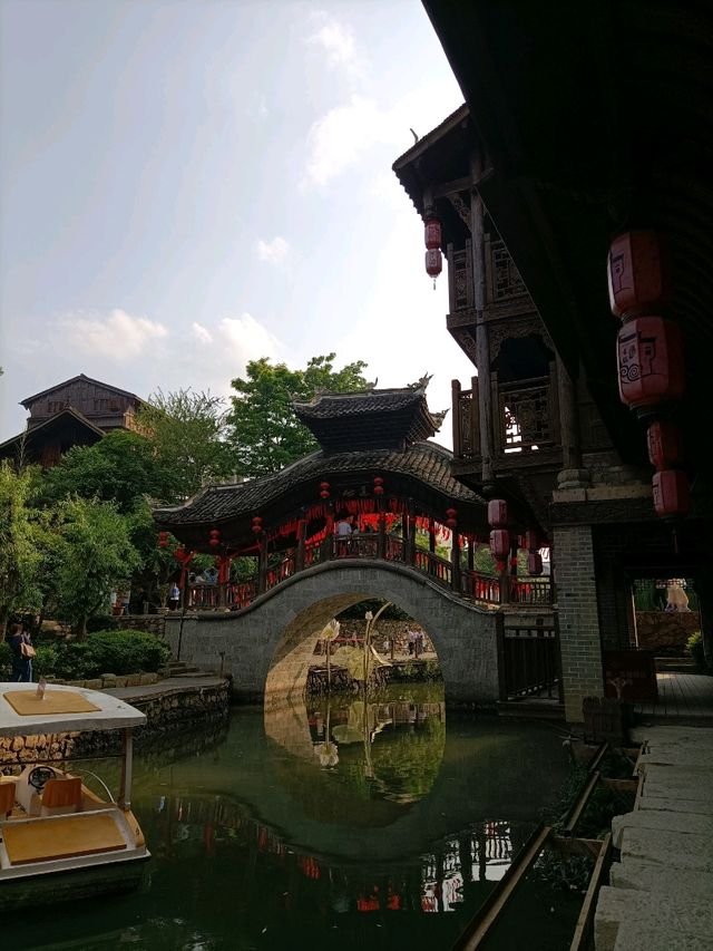 Discover the Hidden Gem of Guizhou: Langde Miao Village!