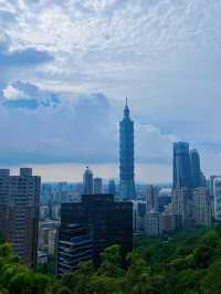 ⛰️ 🐘 Elephant Mountain Views in Taipei