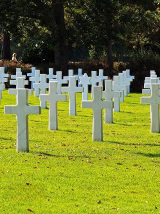 ノルマンディー貸切ツアー：芸術と歴史の完璧な融合