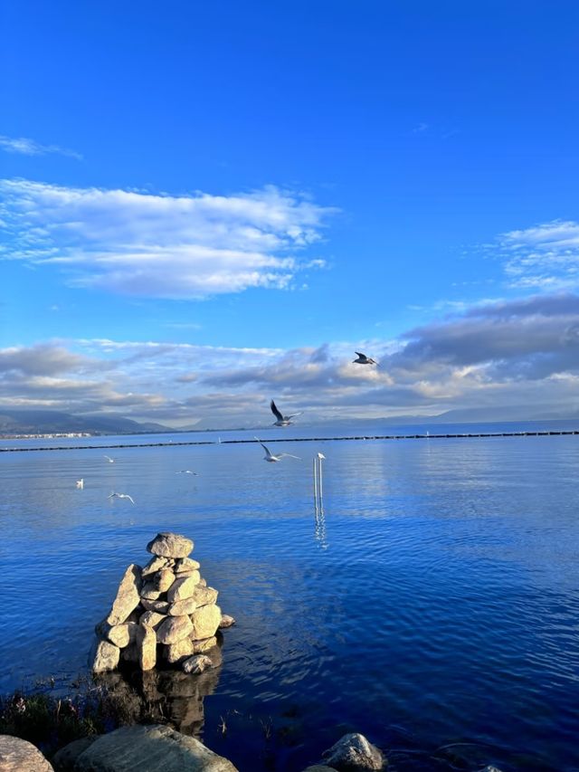 蒼山下，洱海邊