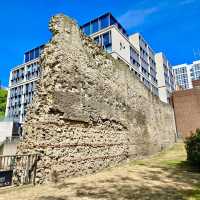 Free London Walking Tour: Uncover London’s 2000 Year Roman History!