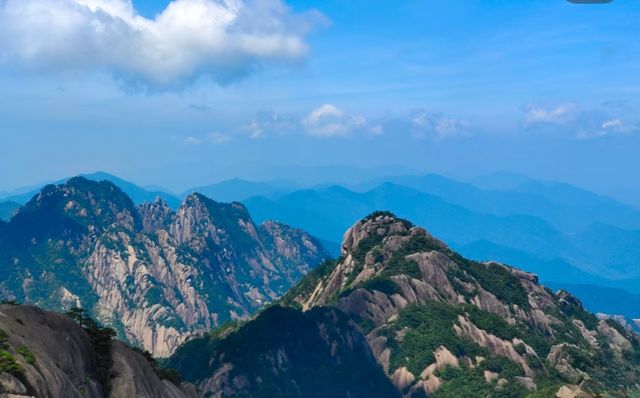 安徽黃山市｜黃山之巔·雲海仙境