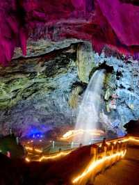 Double Dragon Cave, National 5A Scenic Spot
