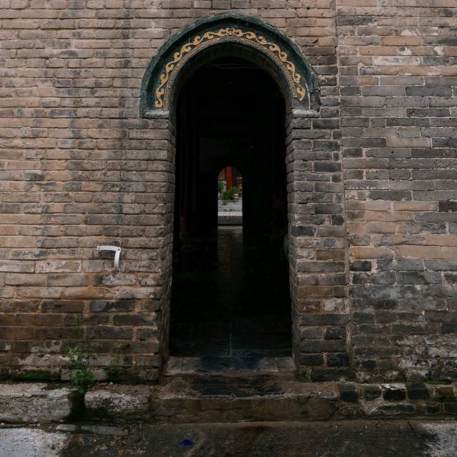 Old Heritage Buildings You Shouldn’t Miss in Luoyang 🏯✨