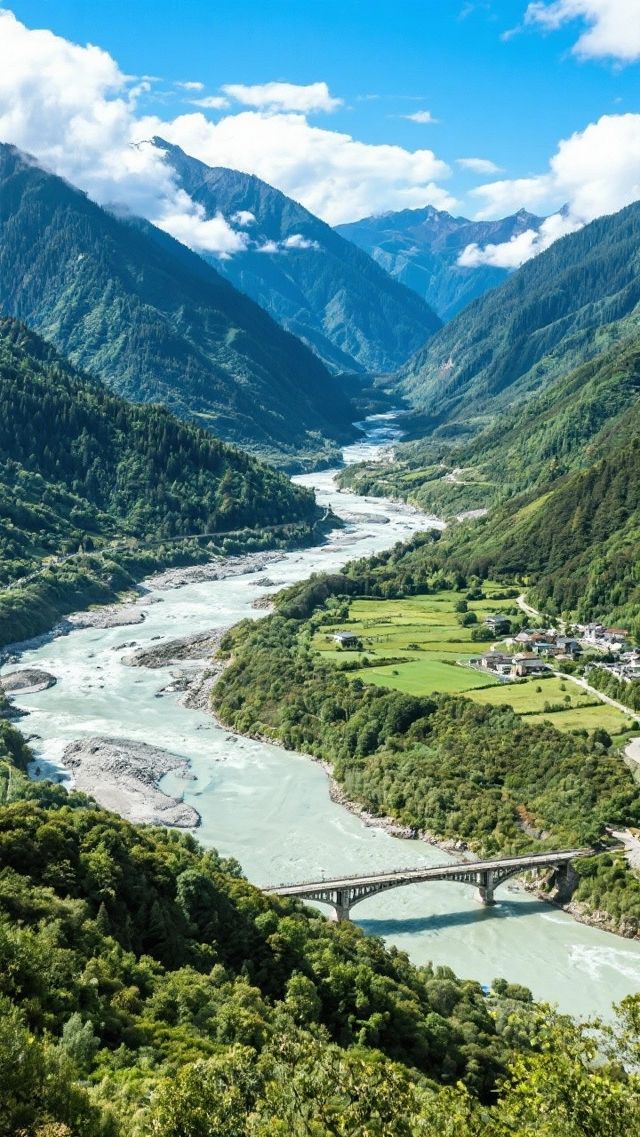 唱著情歌去康定！進雪山下的浪漫小城