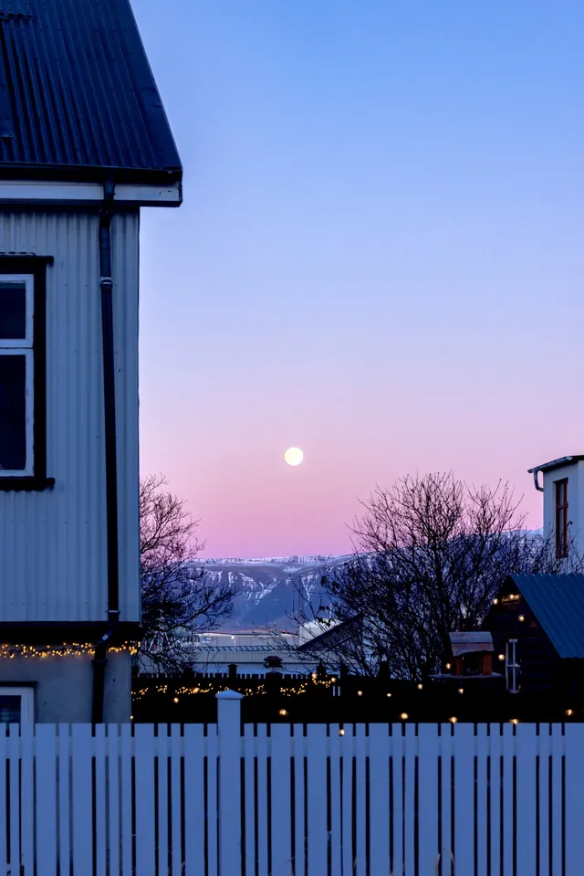 冰島下午三點｜日落與滿月