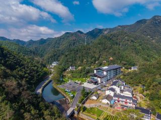 六安の隠れた名湯ホテル｜東石筍の山水に隠された詩的な住まい