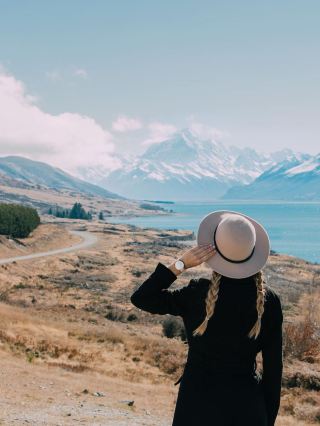 Choose this itinerary for your honeymoon! A romantic trip for two to New Zealand's South Island.