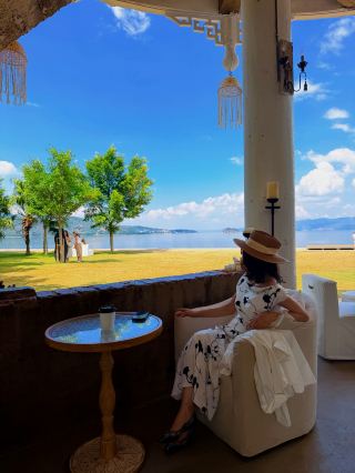 Fuxian Lake Travel Guide | A hidden utopia in the Starry Sky Town