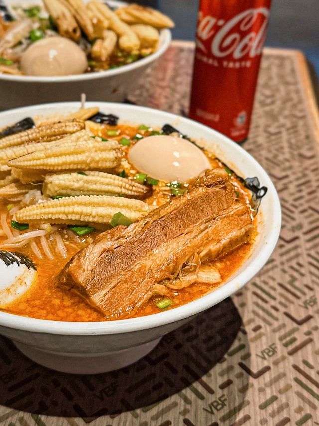 鬼金棒｜日本過江龍惡鬼拉麵🍜主打辣麻味噌湯底