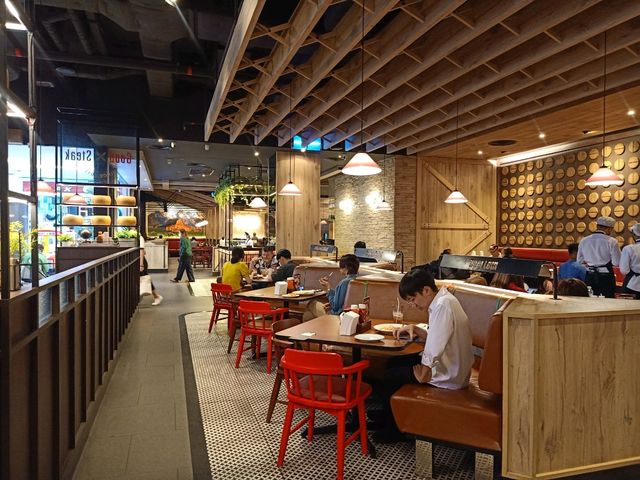 พากินสเต็กร้าน Eat Am Are 