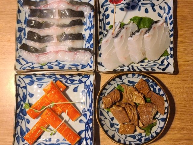 超新鮮肥美海鮮 正宗重慶麻辣鍋