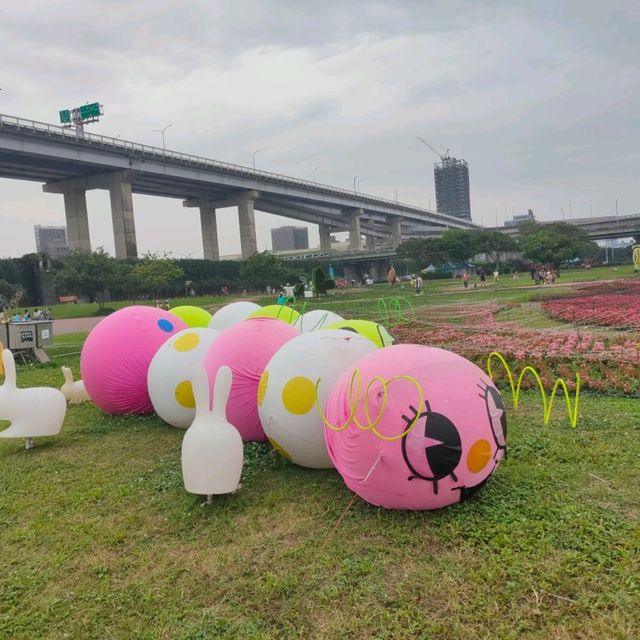 適合親子造訪的地景花海蝴蝶公園