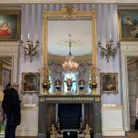 Wallace Collection - admiring art in the heart of London 