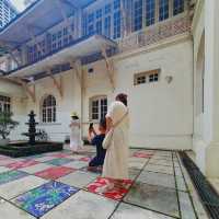 "Architectural Wonders and Café Delights"