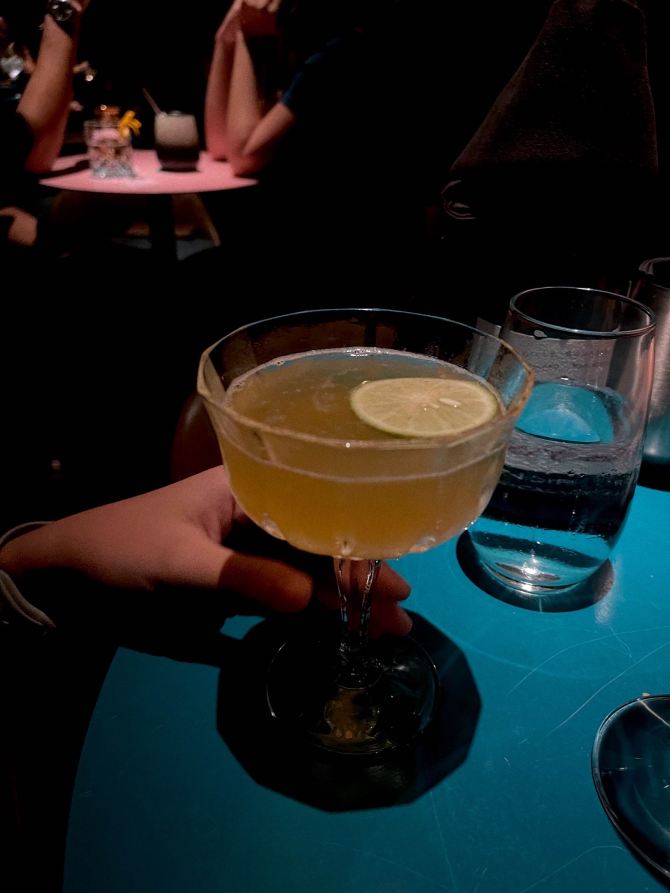 Hidden speakeasy cocktail bar for birthday! 🍸