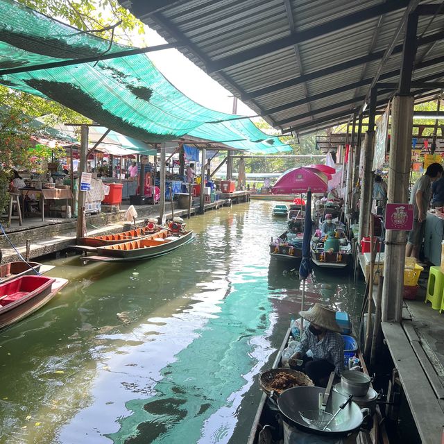 Boat trip ตลาดน้ำเมืองกรุง กินให้ท้องแตก