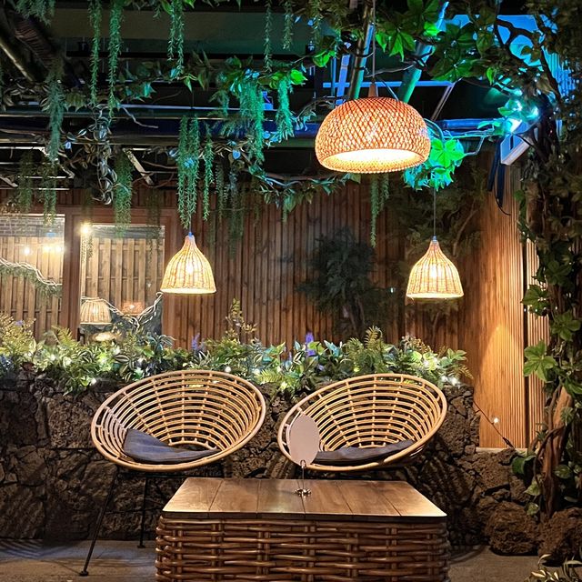 도심속 감성카페, ‘마운틴누크’ 송리단길점🌱
