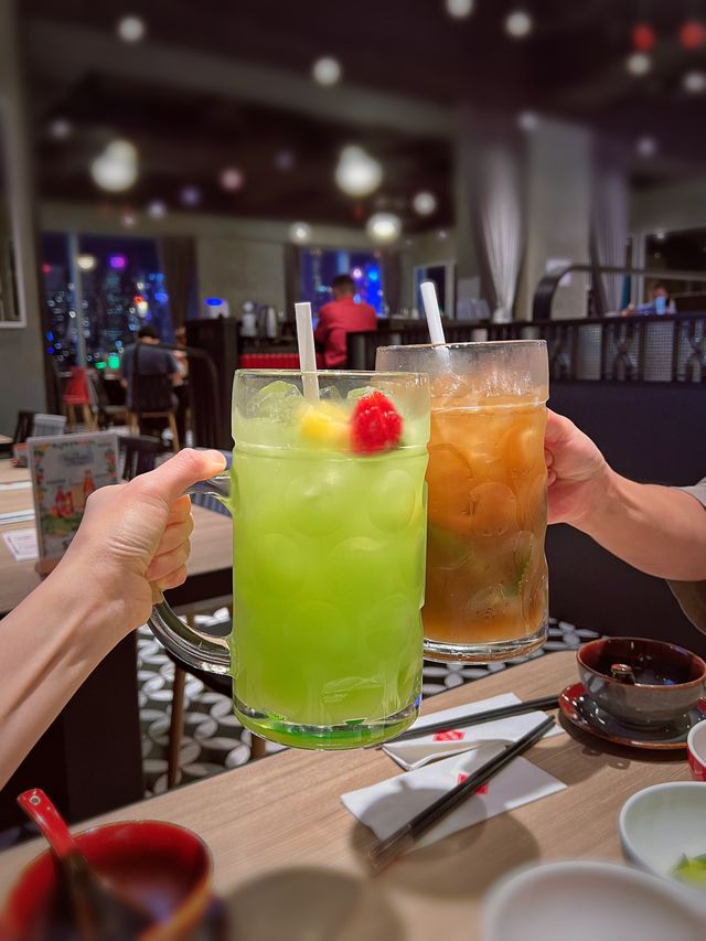 鴛鴦烤魚一次試晒兩種滋味 勁量1.3L特式飲品 爽滑桂花冰粉