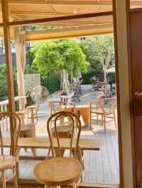 🤎 mama cafe. คาเฟ่ริมน้ำ ใจกลางเมือง รัชดา 🪑🧸