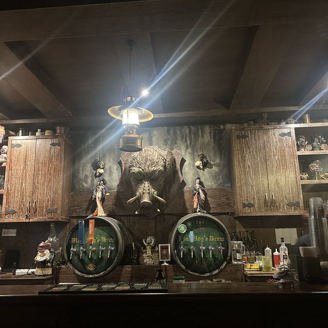 Hog’s head ร้านหัวหมูภูเก็ต