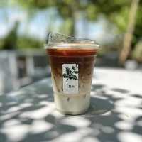 Thir coffee and Café 
