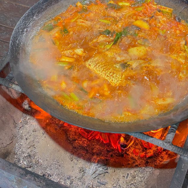 가평 유명산 근처 맛집 📍유명산 흥부네 솥뚜껑 닭볶음탕 