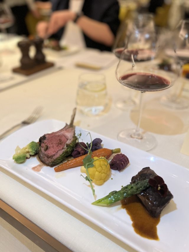 【🦁 高質法國菜 】必食鴨肝配紅酒 🍷