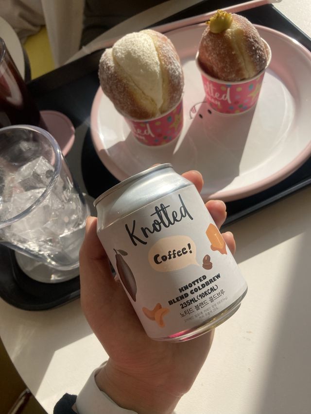 부산 아기자기 도넛맛집 카페