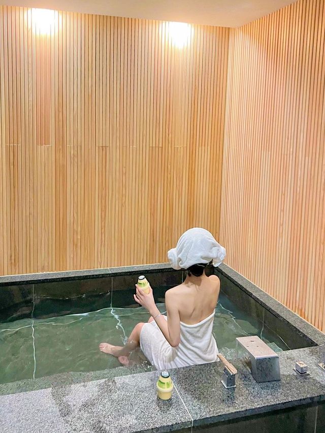 피로 사르륵 녹는 떠껀 스파숙소♨️